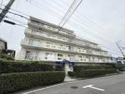 京王相模原線京王多摩センター駅まで徒歩11分