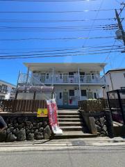 小田急小田原線東海大学前駅まで徒歩11分