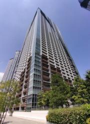 THE TOKYO TOWERS MID