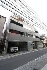 都営三田線千石駅まで徒歩6分
