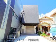ＪＲ東海道本線静岡駅までバス約14分 徒歩4分
