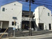 小田急小田原線東海大学前駅まで徒歩8分