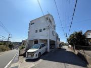 山陽電鉄本線山陽明石駅までバス約13分 徒歩3分