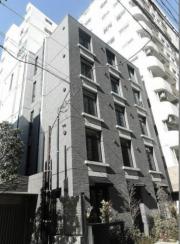 LAPiS COURT YOTSUYA ラピスコートヨツヤ