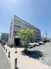近鉄難波・奈良線河内花園駅まで徒歩27分