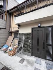 羽束師鴨川町350-6テラスハウス
