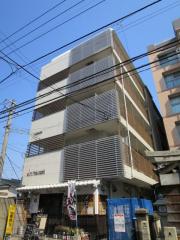 地下鉄箱崎線箱崎宮前駅まで徒歩7分