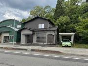 上野町342番地2 一戸建て