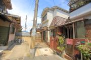 長尾家具町4丁目貸家