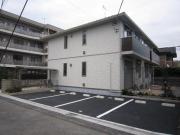 ＪＲ中央線三鷹駅までバス約8分 徒歩1分