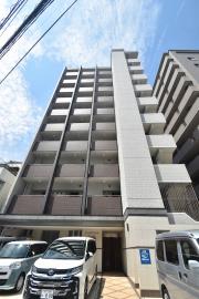 広島電鉄皆実線南区役所前駅まで徒歩13分