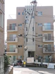 メゾン八重