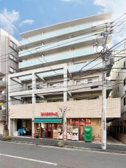 Green Terrace