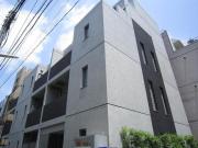 ＪＲ山手線新宿駅まで徒歩13分