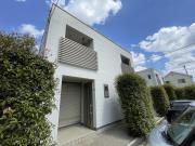 西武池袋・豊島線大泉学園駅までバス約10分 徒歩9分