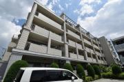 パークハイツアイリス1号館