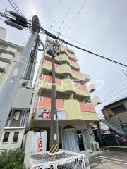 阪急神戸線十三駅まで徒歩11分