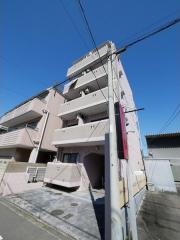 グレーシアス川名