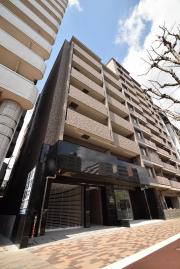 地下鉄烏丸線今出川駅まで徒歩15分