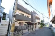 大阪モノレール彩都線公園東口駅まで徒歩11分