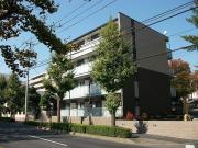 京王相模原線京王多摩センター駅まで徒歩5分
