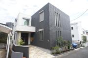 小田急小田原線新百合ヶ丘駅まで徒歩11分
