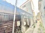 小山平屋