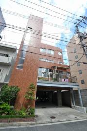 広島電鉄宇品線市役所前駅まで徒歩3分