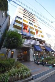 地下鉄御堂筋線淀屋橋駅まで徒歩8分
