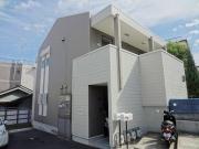 阪急宝塚線石橋阪大前駅まで徒歩8分