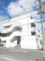 ヴィラ本町東