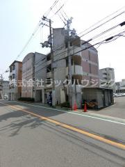 京阪本線門真市駅まで徒歩4分