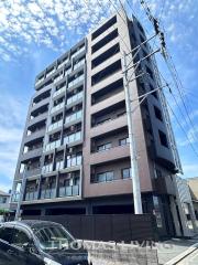 THE SQUARE Club Residence