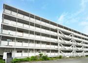 相鉄本線鶴ケ峰駅までバス約12分 徒歩6分