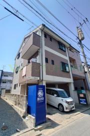 地下鉄七隈線茶山駅まで徒歩16分