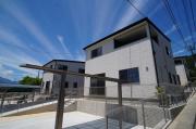ブルーパレス山宮 D棟