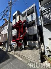 ＪＲ総武線（各駅停車）東中野駅まで徒歩2分