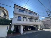 シャトー八坂