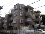 西武拝島線武蔵砂川駅まで徒歩10分