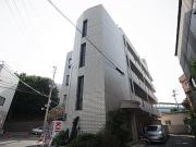 地下鉄西神・山手線伊川谷駅までバス約14分 徒歩3分