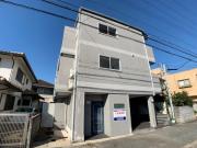 地下鉄西神・山手線伊川谷駅までバス約10分 徒歩4分