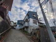 小田急小田原線東海大学前駅まで徒歩15分
