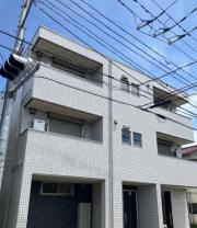 小田急江ノ島線桜ヶ丘駅まで徒歩4分