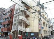 阪急京都線十三駅まで徒歩12分
