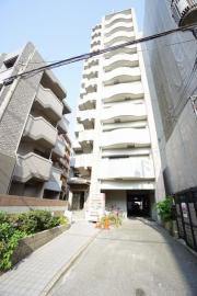 地下鉄七隈線渡辺通駅まで徒歩9分