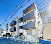 グラナーデ保木間