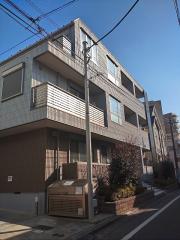西武池袋・豊島線椎名町駅まで徒歩4分