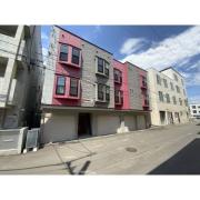 LEE SQUARE 28