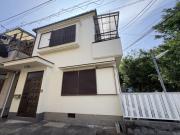 西山町4丁目貸家