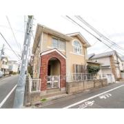 東嶺町の家 -洋風な外観の素敵なサンルーム付き戸建-